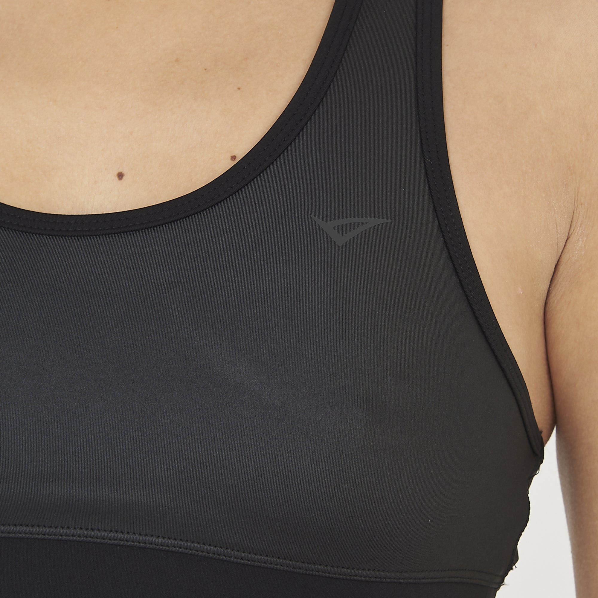 Conjunto de entrenamiento Dione Neso - Negro