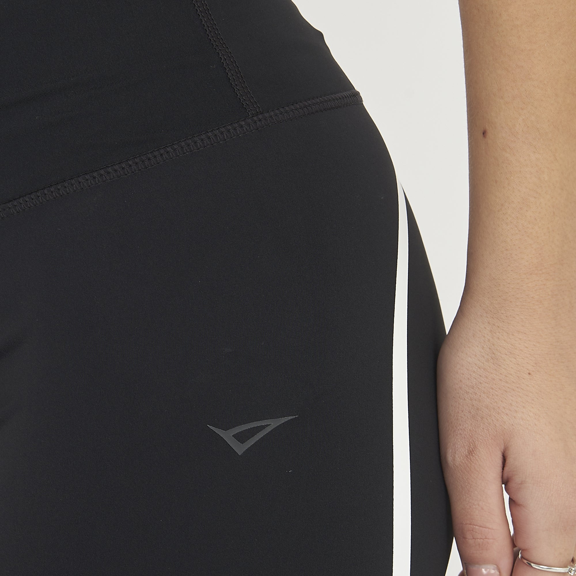 Conjunto de entrenamiento Dione Neso - Negro