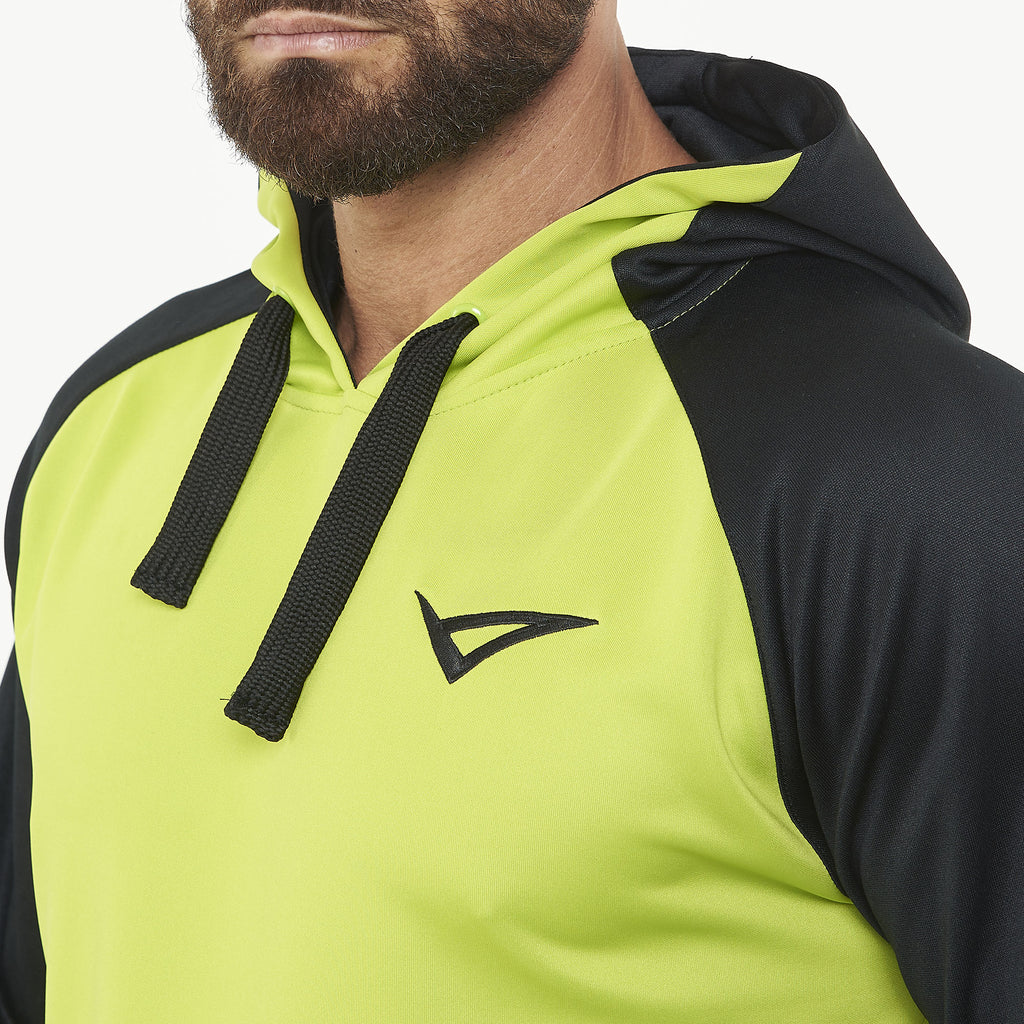 Chándal deportivo completo almacenado
