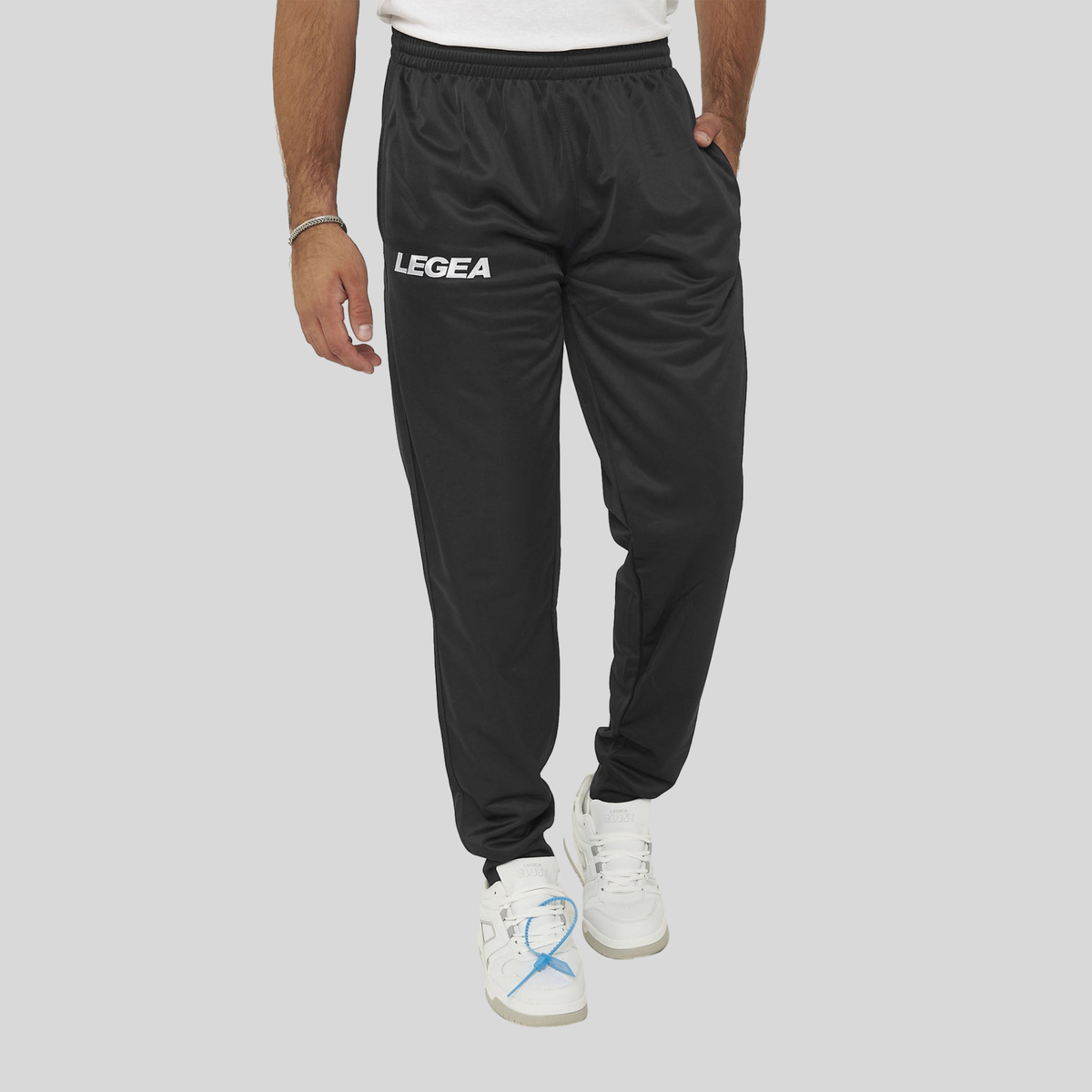 Sportsshort i polyester-sort - Fitav