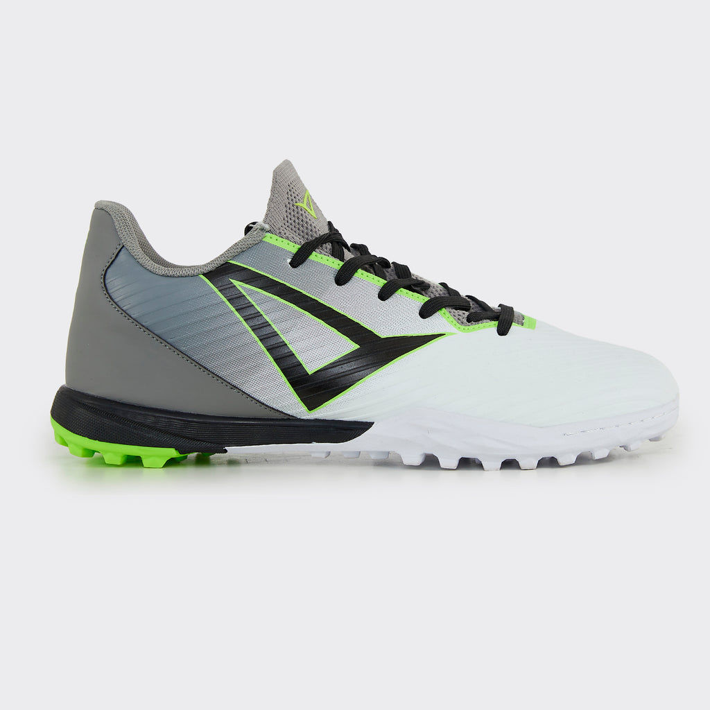 Delta futsal shoe