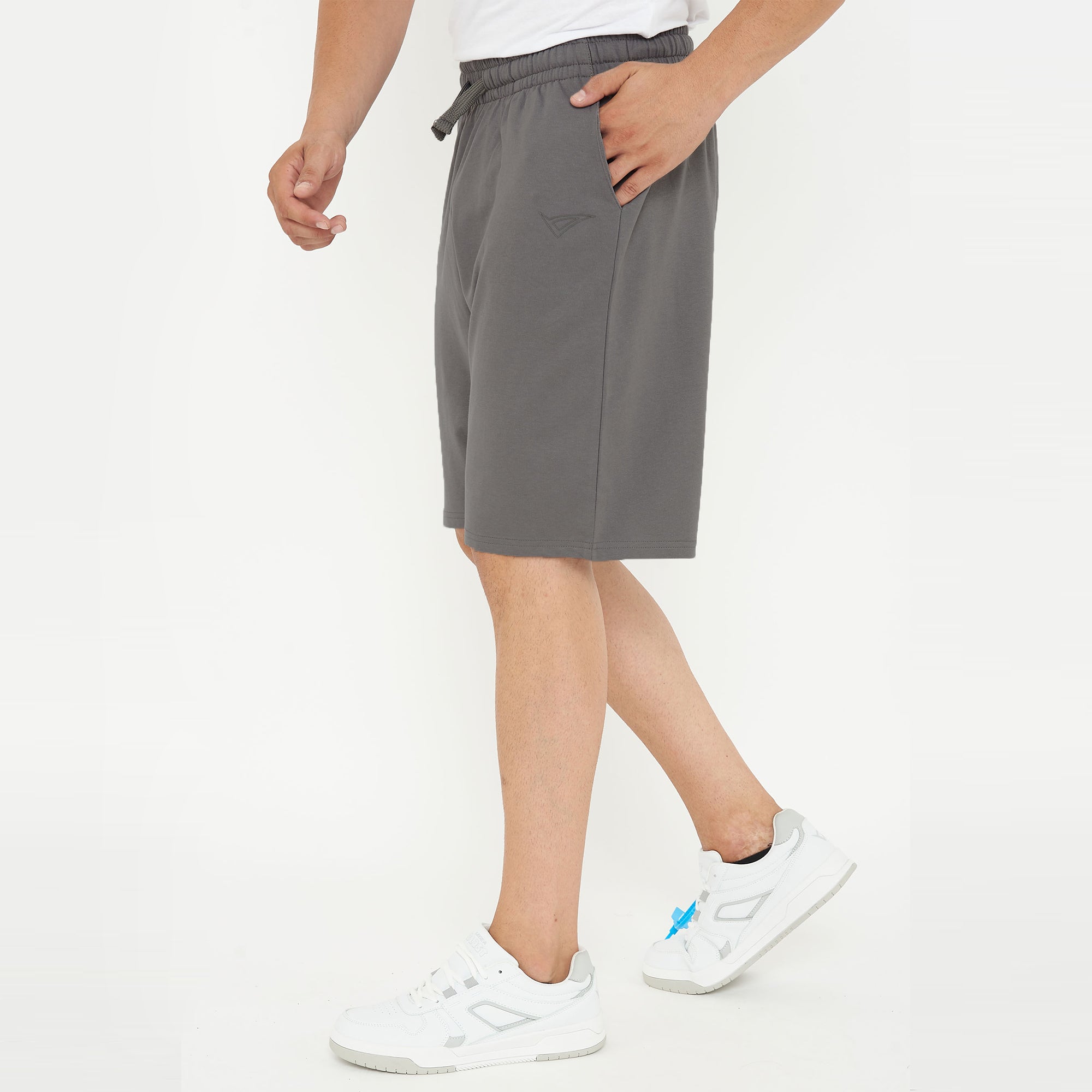 Pantaloncini sportivi con tasche F9