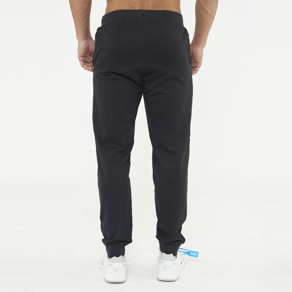Trekking trousers with zip at the bottom of the leg