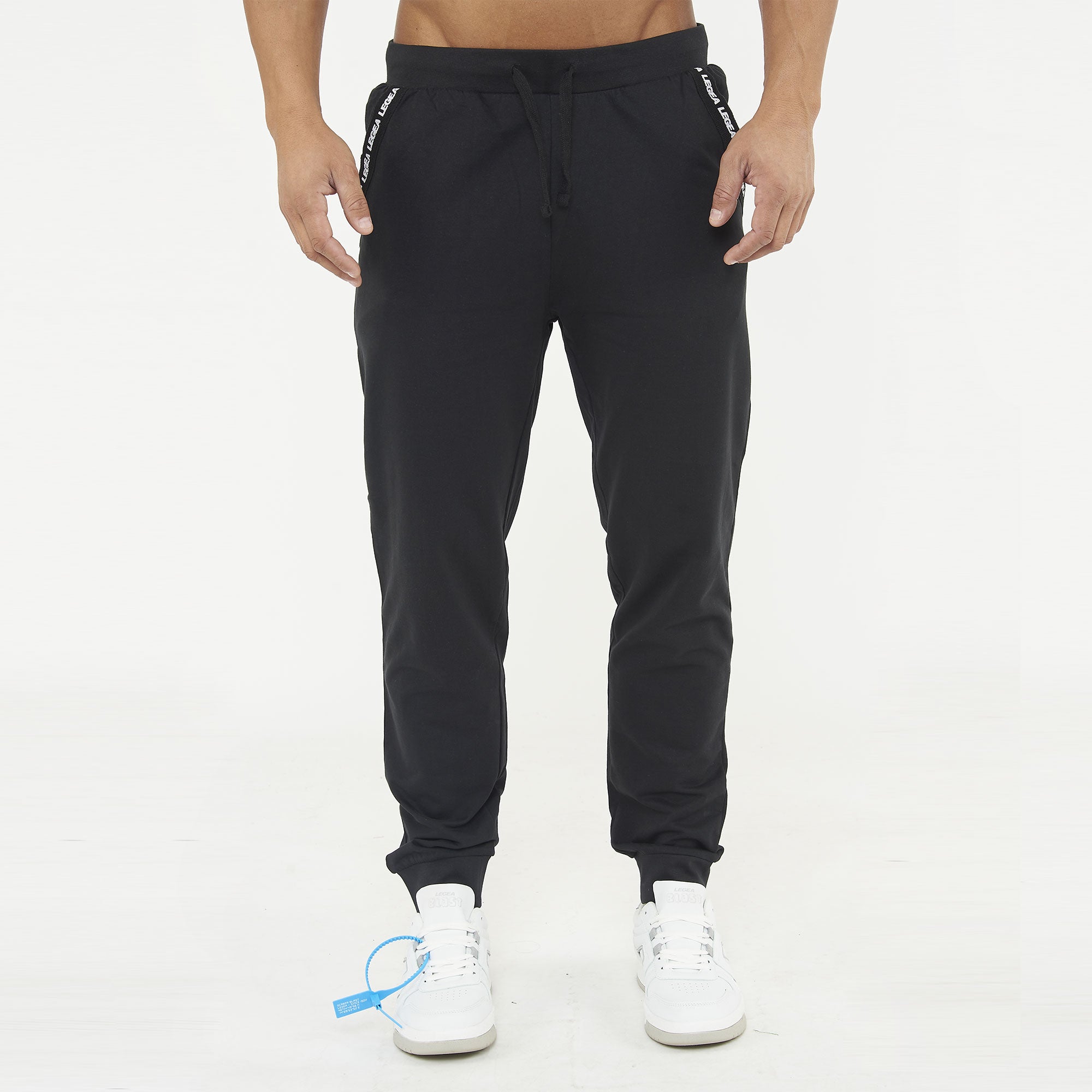 Pantaloni da trekking con zip sul fondo gamba