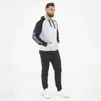 Chándal deportivo completo almacenado