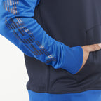 Chándal deportivo completo almacenado
