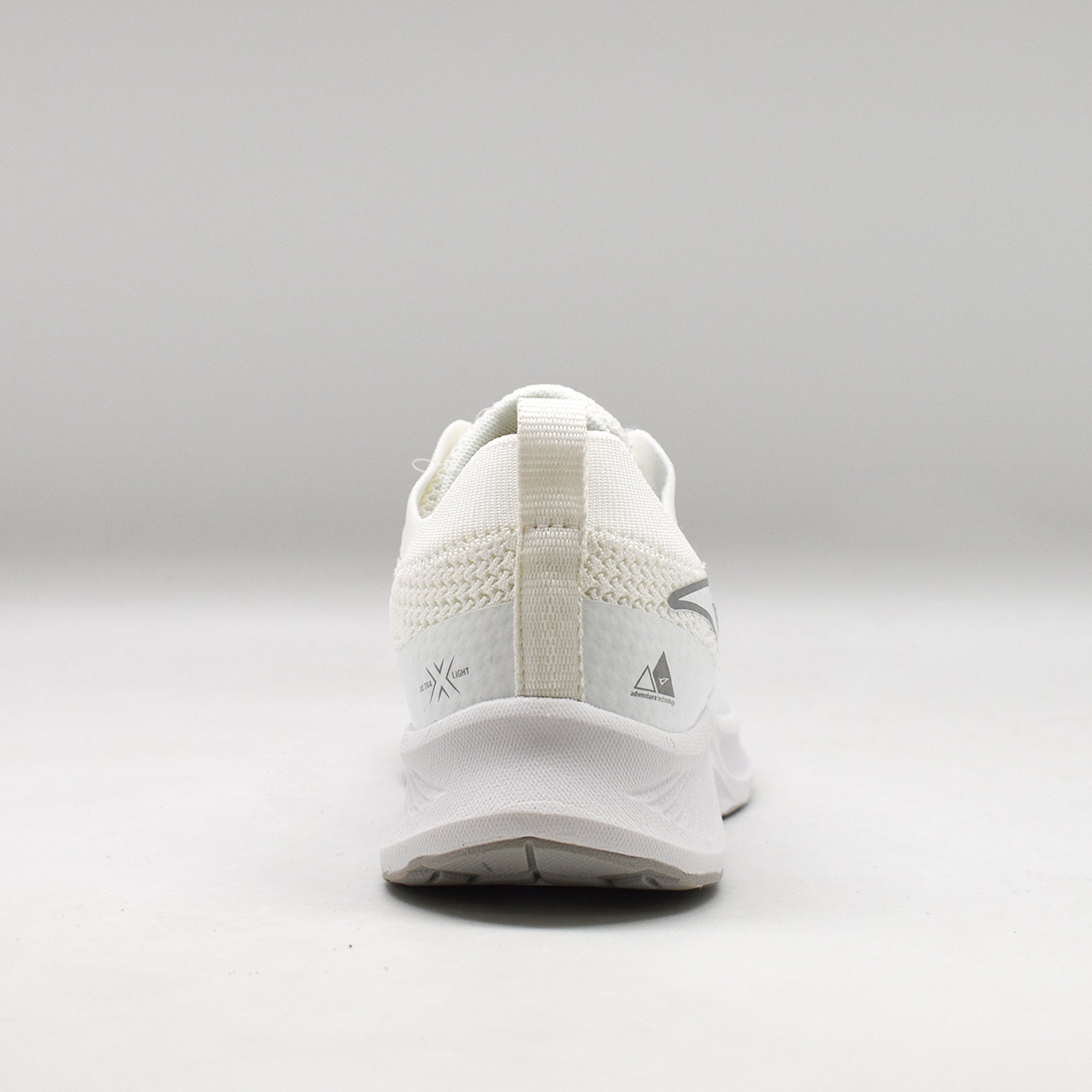 Pantofi sport ultraușori