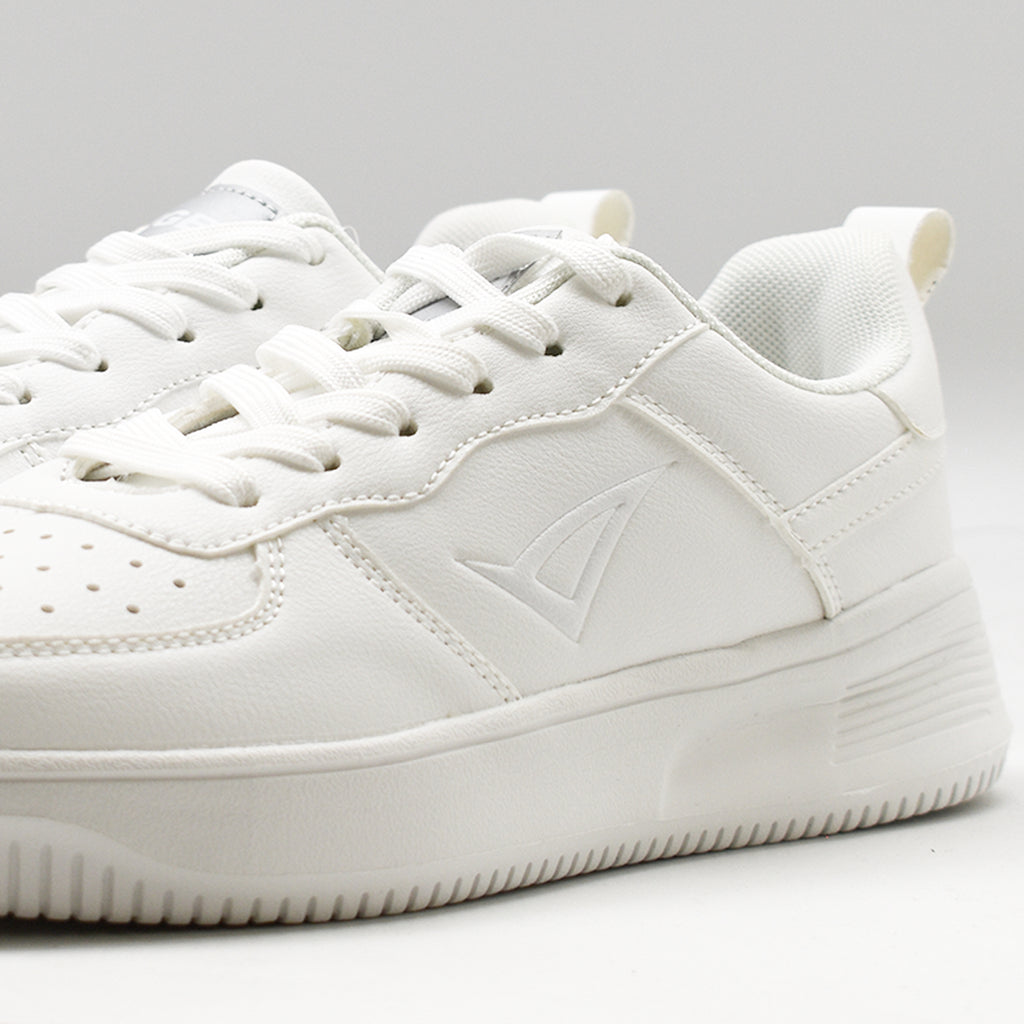buty-sportowe-aury